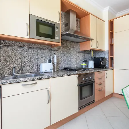 Appartement With Comfortable Terrace, 2 Swimming Pools & Tennis Court *