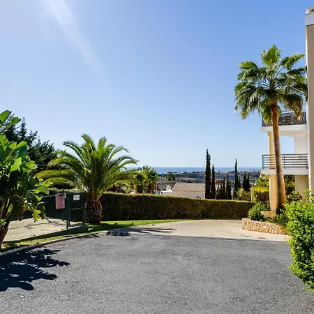 With Comfortable Terrace, 2 Swimming Pools & Tennis Court Appartement *