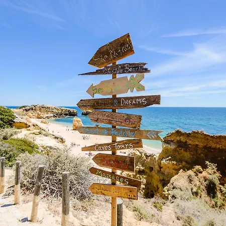 With Comfortable Terrace, 2 Swimming Pools & Tennis Court Albufeira