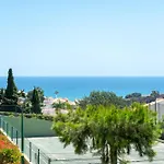 Apartman With Comfortable Terrace, 2 Swimming Pools & Tennis Court