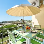 With Comfortable Terrace, 2 Swimming Pools & Tennis Court Διαμέρισμα Αλμπουφέιρα