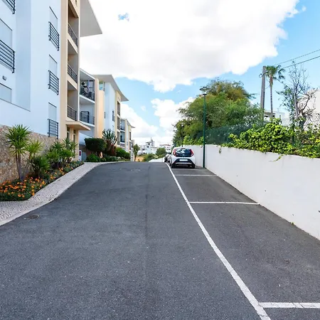 Homes Ocean View With Comfortable Terrace, 2 Swimming Pools & Tennis Court * Albufeira