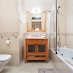 With Comfortable Terrace, 2 Swimming Pools & Tennis Court Albufeira