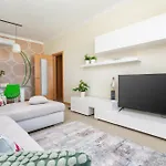 Apartamento Homes Ocean View With Comfortable Terrace, 2 Swimming Pools & Tennis Court