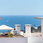 With Comfortable Terrace, 2 Swimming Pools & Tennis Court Albufeira