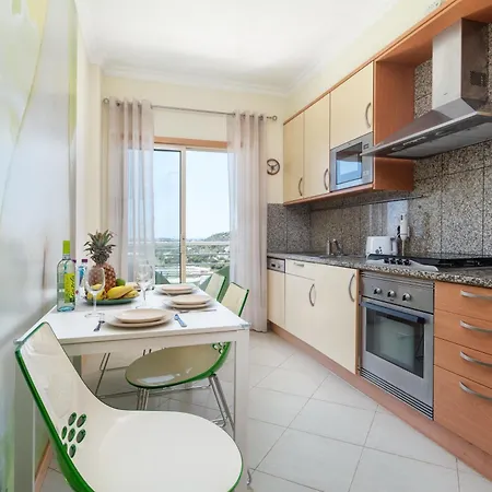 Apartamento With Comfortable Terrace, 2 Swimming Pools & Tennis Court Albufeira