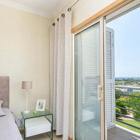 With Comfortable Terrace, 2 Swimming Pools & Tennis Court Apartamento *