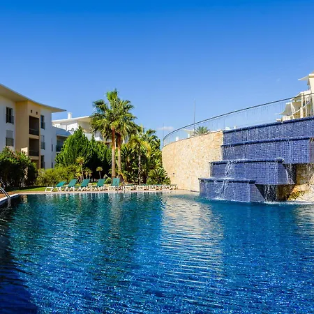 With Comfortable Terrace, 2 Swimming Pools & Tennis Court Apartamento *